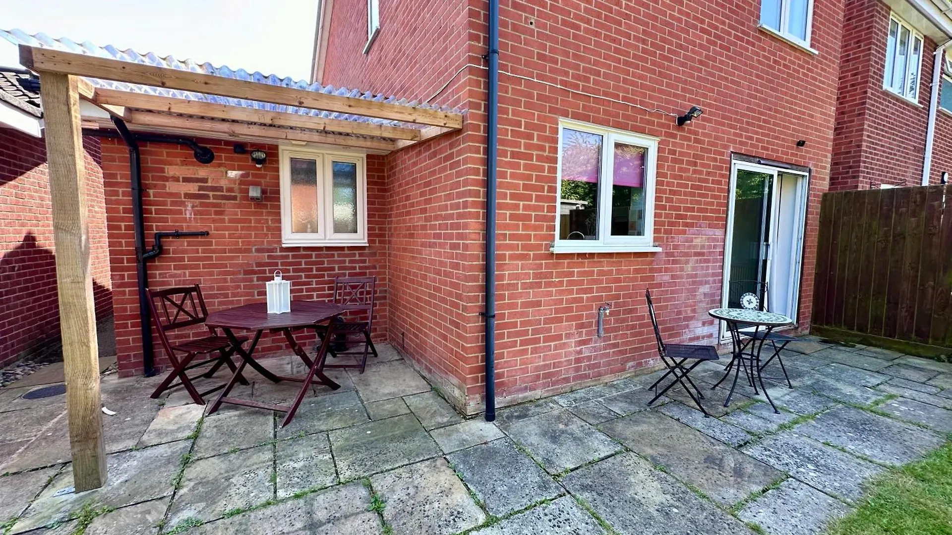 Beautiful House In South Cambridge, 14-Min Drive To The City Centre, Free Parking, No Sofabeds, Sleeps 6 Holiday home Cambridge (Cambridgeshire)