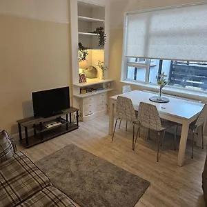 Retreat - 2 Bedroom Apartment