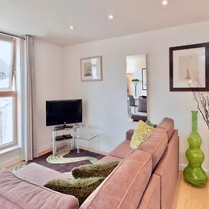 Your Space - Place Apartment